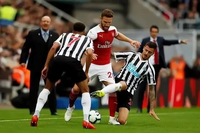 网易&大郅的故事:退役后泪崩