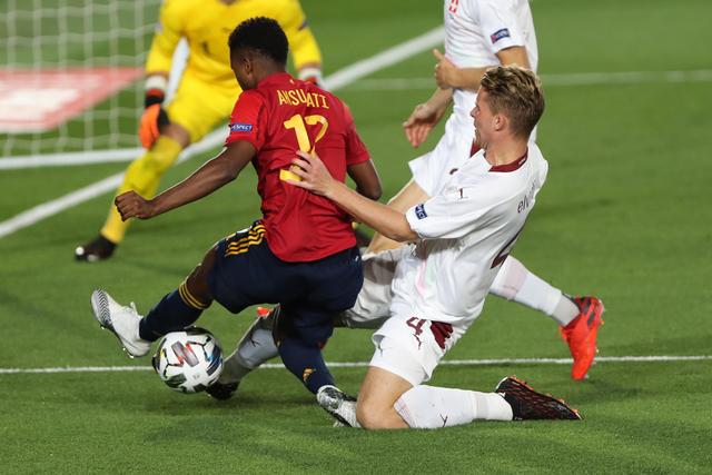 魔术加时险胜公牛 76人终结4连败送奇才6连败